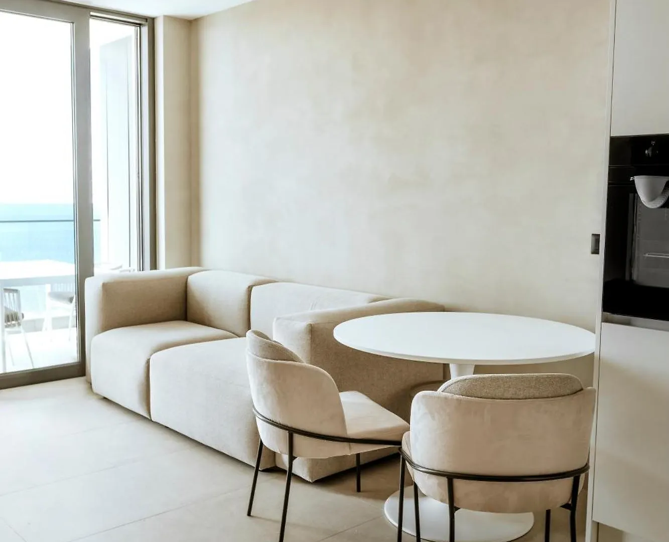 Apartina Boutique Suites 0*, Rtina