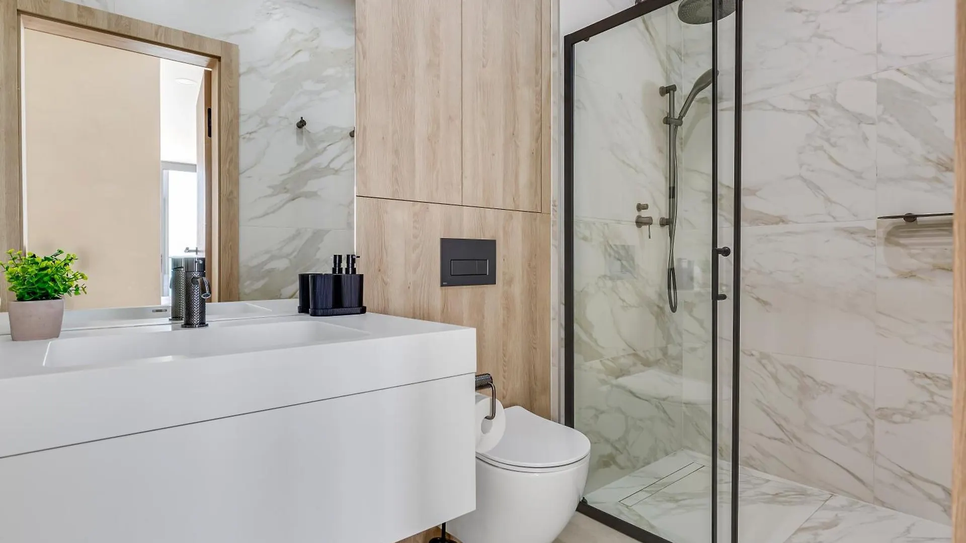 Apartina Boutique Suites 0*, Rtina