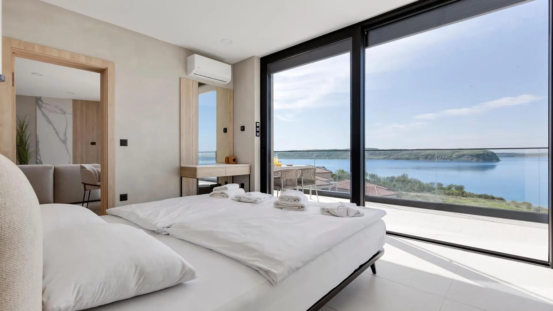 Aparthotel Apartina Boutique Suites